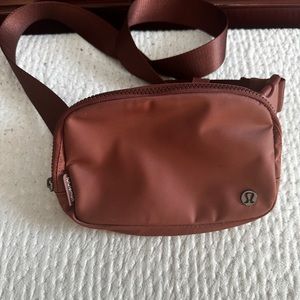 Lululmeon Everywhere Belt bag